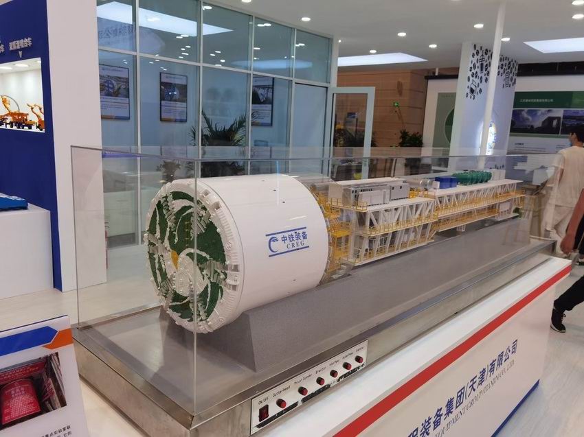 工業(yè)，機械，設(shè)備