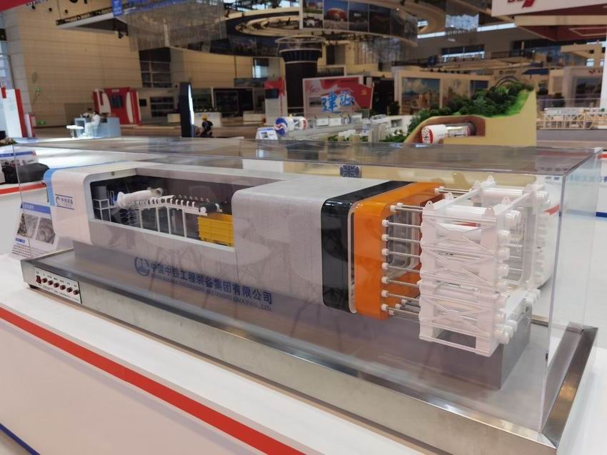 工業(yè)，機械，設(shè)備